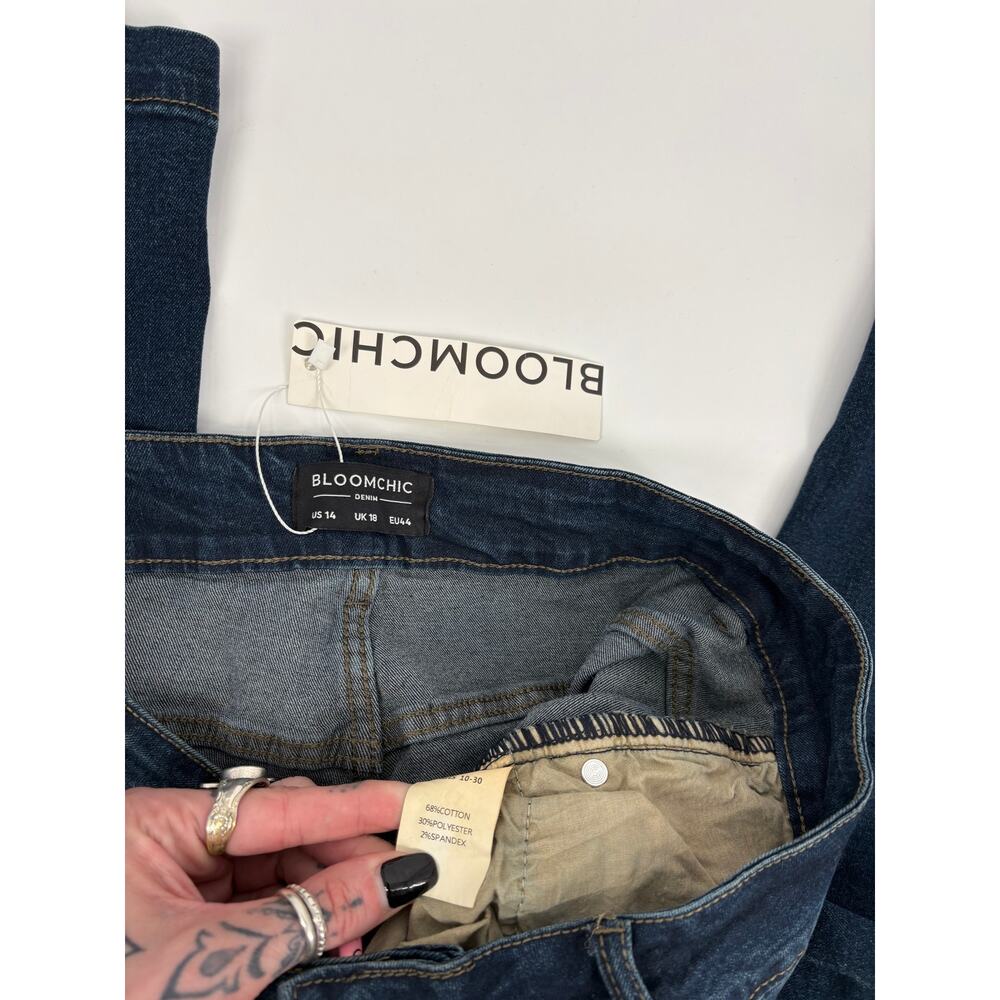 BloomChic Dark wash Jeans (B52) - Picture 4 of 9